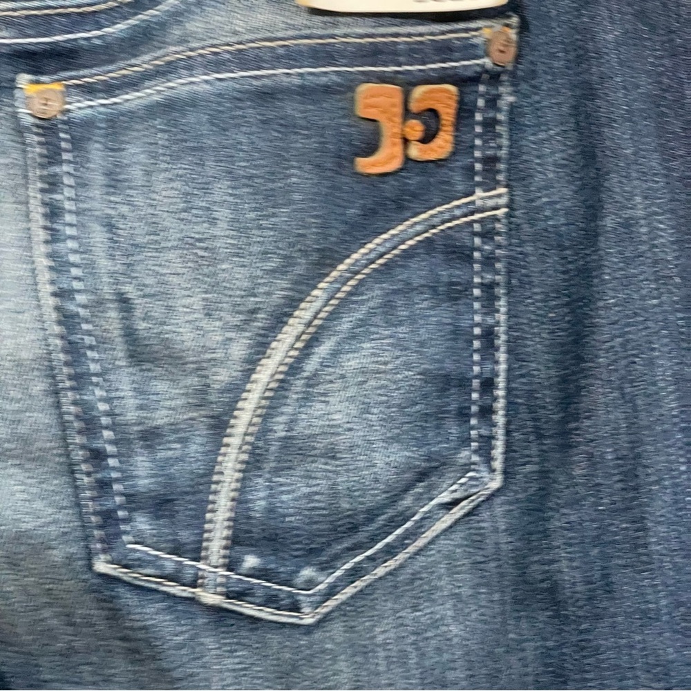 Joe's Jeans Women's Boot Cut in Classic Blue - Picture 8 of 11